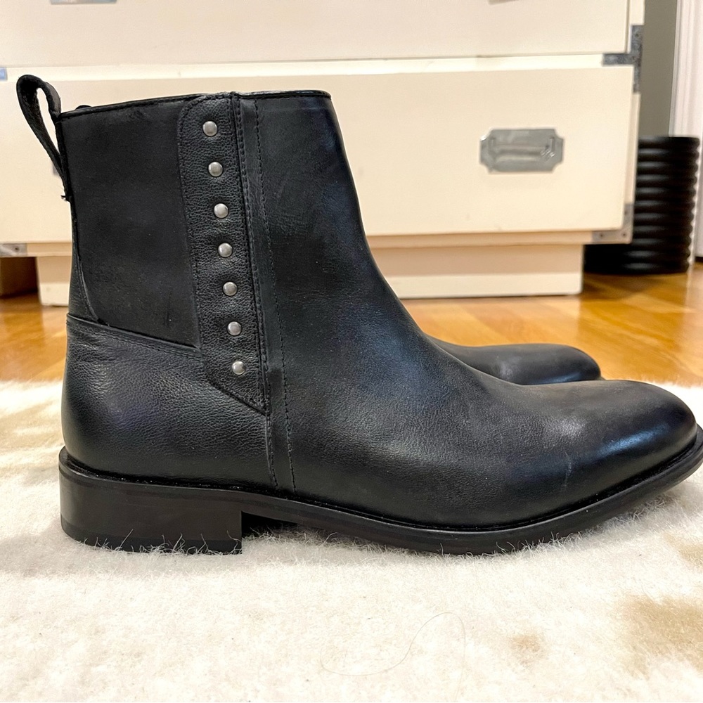 John VARVATOS Star USA size 10.5 Black